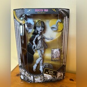 2025 Monster High Reel Drama Cleo de Nile NRFB